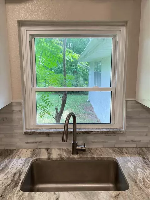 Kitchen - 3505 SE 33rd Ave, Ocala, FL 34471 photo 4 of 5
