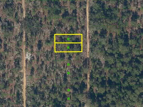 237 Maple St, Interlachen, FL 32148