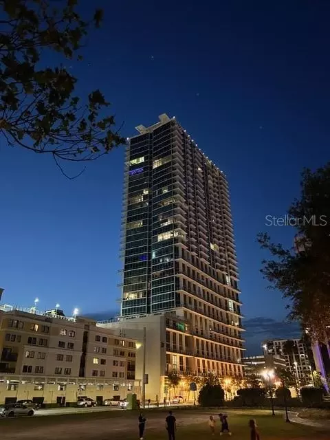 150 E Robinson St #3208, Orlando, FL 32801