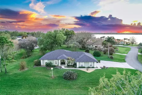 103 Glistening Dr, Auburndale, FL 33823