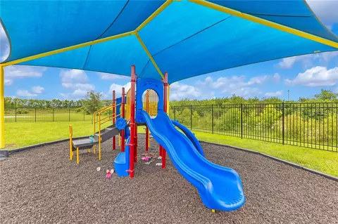 View/Area - 961 Harold Pass, Winter Haven, FL 33884 photo 1 of 8