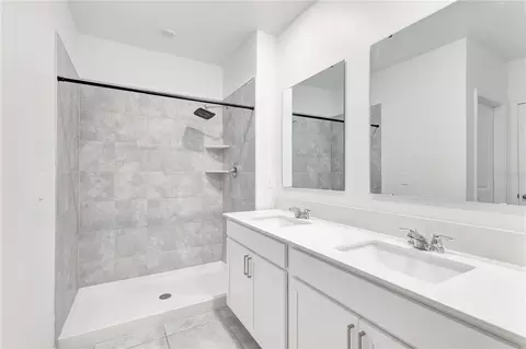 Bath - 961 Harold Pass, Winter Haven, FL 33884 photo 2 of 2