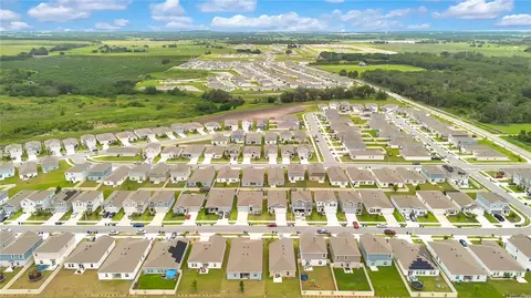 View/Area - 961 Harold Pass, Winter Haven, FL 33884 photo 5 of 8