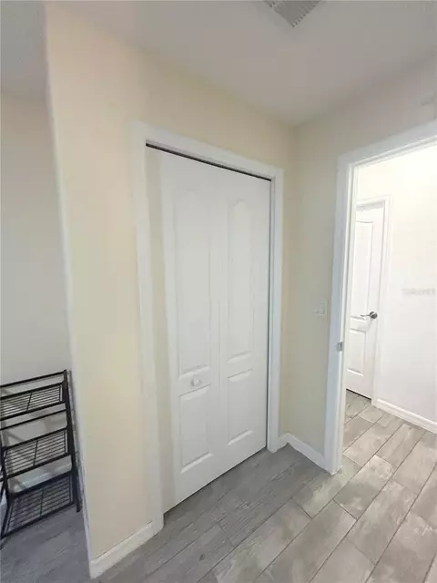 Entry Way - 4202 Cracker Ct, Saint Cloud, FL 34772 photo 5 of 6