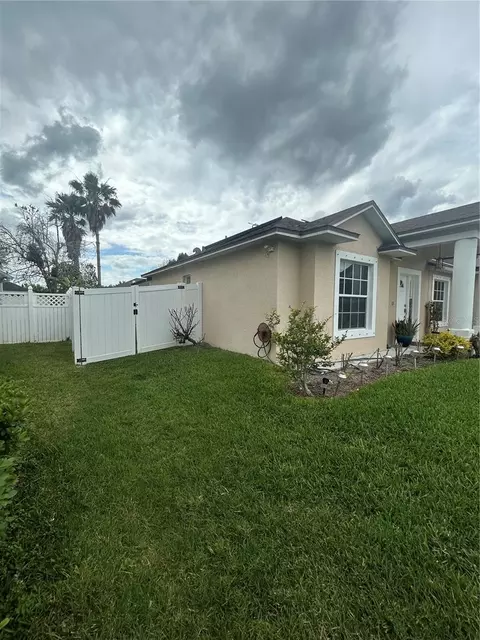 Exterior - 4202 Cracker Ct, Saint Cloud, FL 34772 photo 6 of 18