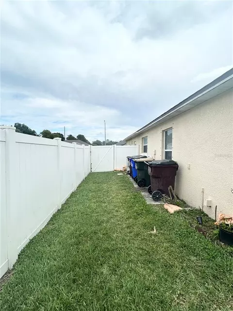 Exterior - 4202 Cracker Ct, Saint Cloud, FL 34772 photo 17 of 18