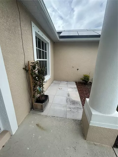 Exterior - 4202 Cracker Ct, Saint Cloud, FL 34772 photo 7 of 18