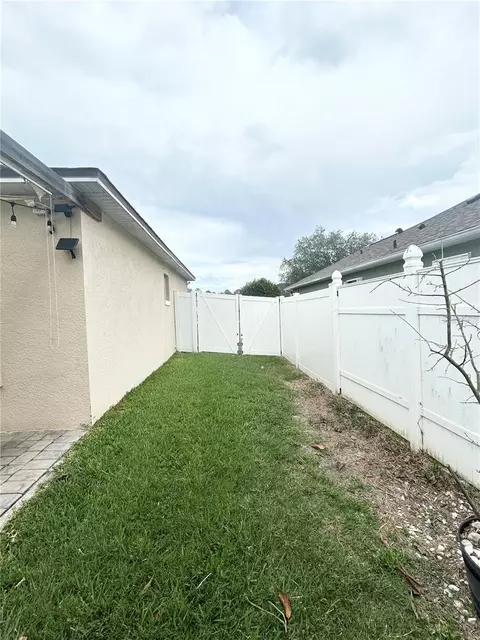 Exterior - 4202 Cracker Ct, Saint Cloud, FL 34772 photo 13 of 18