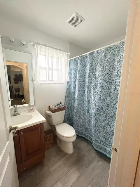 Bath - 4202 Cracker Ct, Saint Cloud, FL 34772 photo 2 of 4