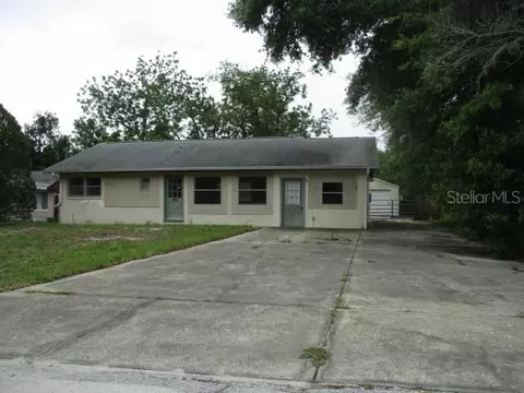 1335 Elray Blvd, Mount Dora, FL 32757