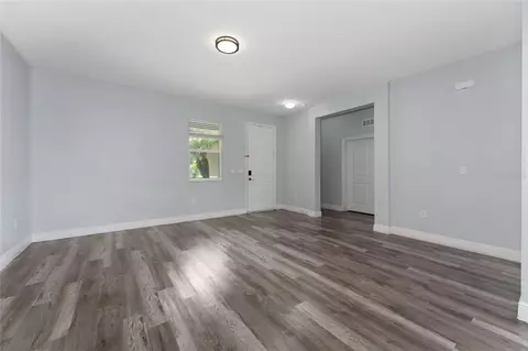 Living - 12845 Sawgrass Pine Cir, Orlando, FL 32824 photo 2 of 4