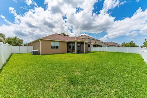 Exterior - 12845 Sawgrass Pine Cir, Orlando, FL 32824 photo 7 of 8