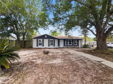 2126 Smithfield Cir S, Lakeland, FL 33801