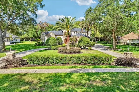 Exterior - 2068 Roberts Point Dr, Windermere, FL 34786 photo 2 of 14