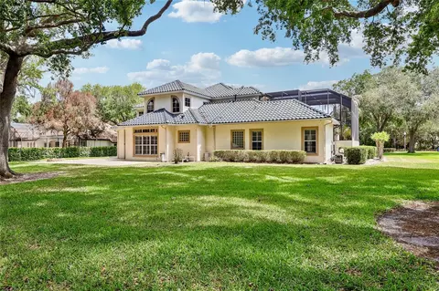 Exterior - 2068 Roberts Point Dr, Windermere, FL 34786 photo 5 of 14