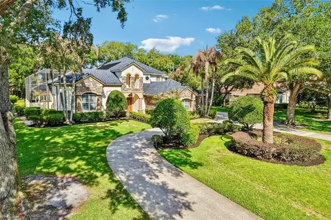 Exterior - 2068 Roberts Point Dr, Windermere, FL 34786 photo 7 of 14