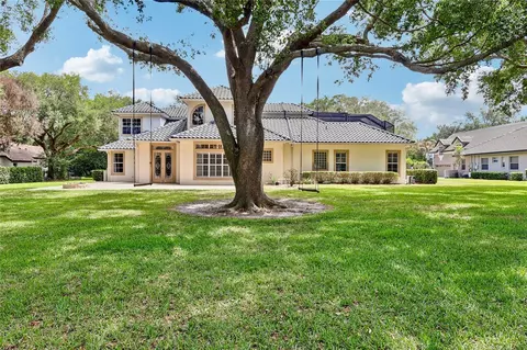 Exterior - 2068 Roberts Point Dr, Windermere, FL 34786 photo 13 of 14