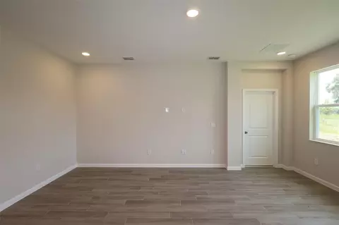 Living - 1302 Hyde St, Saint Cloud, FL 34771 photo 4 of 6