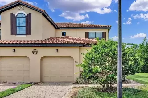 8124 Roseville Rd, Davenport, FL 33896