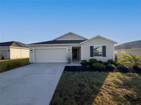 5108 Tanzanite Dr, Mount Dora, FL 32757