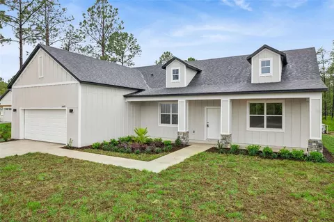 42875 Honeysuckle St, Eustis, FL 32736