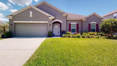 914 Bay Bridge Cir, Apopka, FL 32703