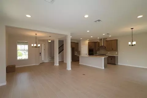 Living - 1314 Hyde St, Saint Cloud, FL 34771 photo 2 of 7