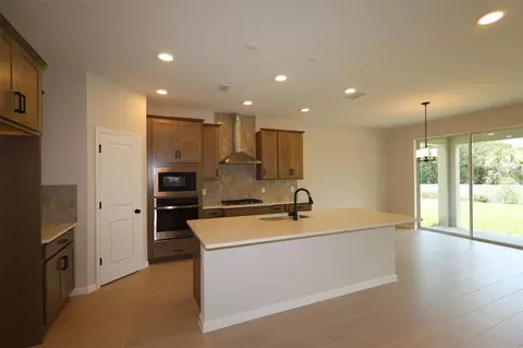 Kitchen - 1314 Hyde St, Saint Cloud, FL 34771 photo 2 of 2