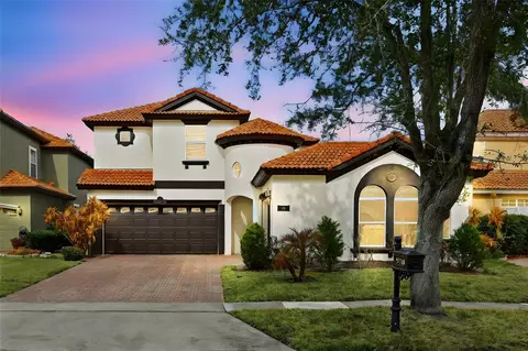Exterior - 910 Lascala Dr, Windermere, FL 34786 photo 2 of 9
