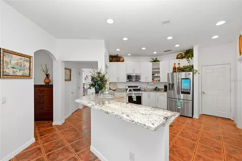 Kitchen - 910 Lascala Dr, Windermere, FL 34786 photo 2 of 6