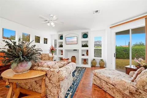Living - 910 Lascala Dr, Windermere, FL 34786 photo 3 of 5