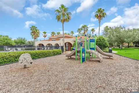 Exterior - 910 Lascala Dr, Windermere, FL 34786 photo 9 of 9