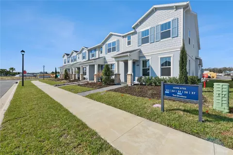 1882 Falconhurst Ln, Apopka, FL 32703