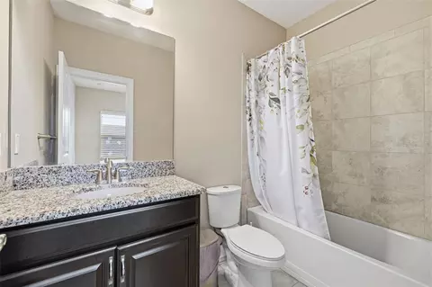 Bath - 10431 Alcon Blue Dr, Riverview, FL 33578 photo 2 of 2