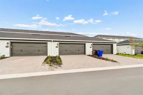Exterior - 1402 Mount Royal Dr, Saint Cloud, FL 34771 photo 5 of 7