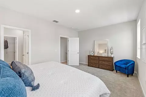 Bedroom - 1402 Mount Royal Dr, Saint Cloud, FL 34771 photo 7 of 9