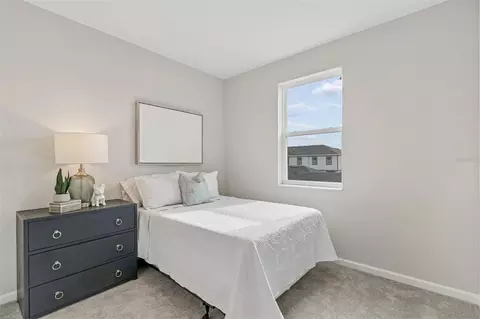 Bedroom - 1402 Mount Royal Dr, Saint Cloud, FL 34771 photo 4 of 9