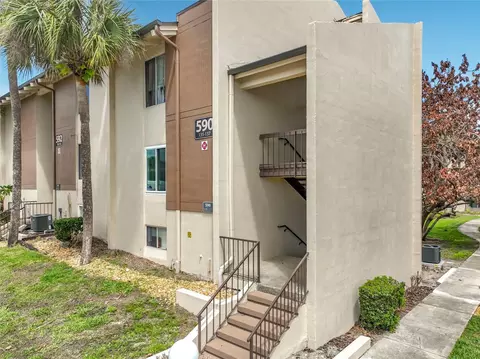 590 Orange Dr #136, Altamonte Springs, FL 32701