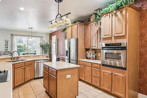 Kitchen - 3304 Beazer Dr, Ocoee, FL 34761 photo 2 of 3