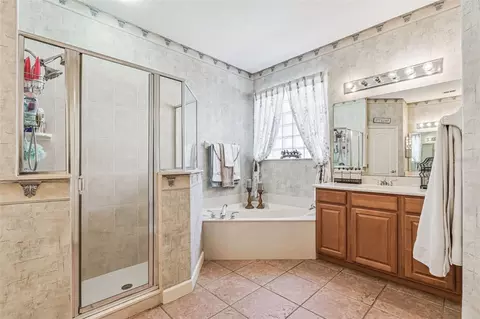 Bath - 3304 Beazer Dr, Ocoee, FL 34761 photo 1 of 6