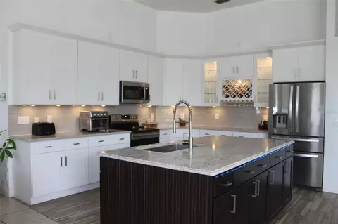 Kitchen - 4529 Caesar Ave, Orlando, FL 32833 photo 2 of 8
