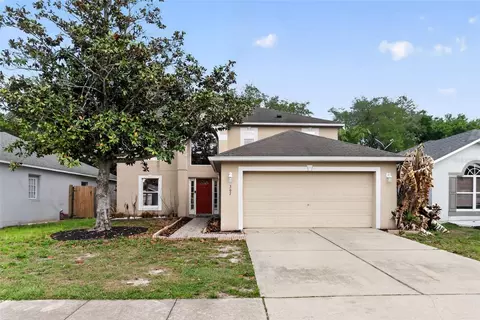 307 Pleasant Gardens Dr, Apopka, FL 32703