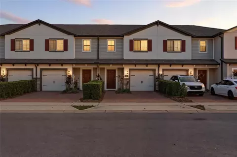 242 Cedar Bark Ln, Sanford, FL 32771