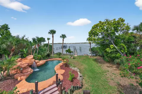 2904 S Peninsula Dr, Daytona Beach Shores, FL 32118