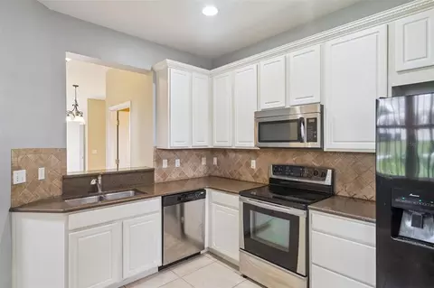 Kitchen - 722 Chacall Loop, Mount Dora, FL 32757 photo 1 of 2