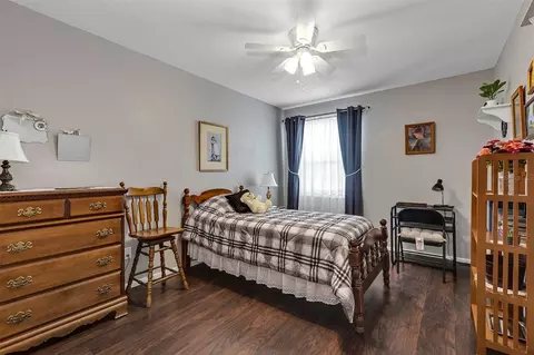 Bedroom - 406 Sterling Lake Dr, Ocoee, FL 34761 photo 3 of 9