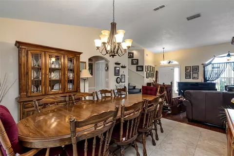Dining - 406 Sterling Lake Dr, Ocoee, FL 34761 photo 3 of 3
