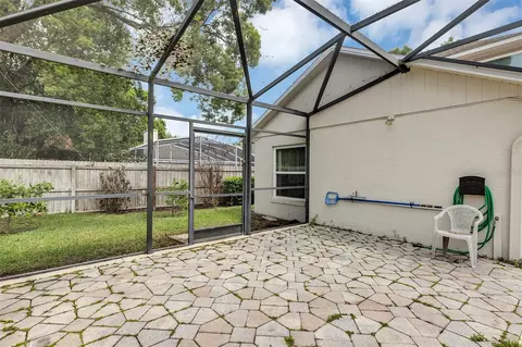 Exterior - 406 Sterling Lake Dr, Ocoee, FL 34761 photo 7 of 9