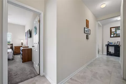 Entry Way - 5414 Manchester Dr, Saint Cloud, FL 34771 photo 10 of 12