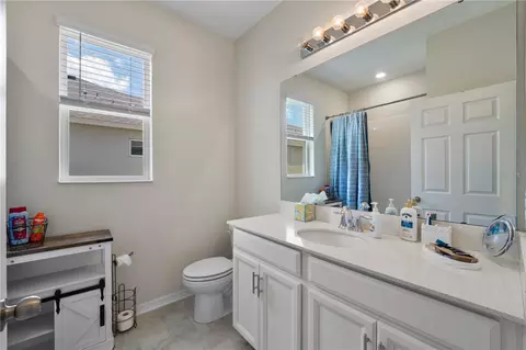 Bath - 5414 Manchester Dr, Saint Cloud, FL 34771 photo 4 of 5